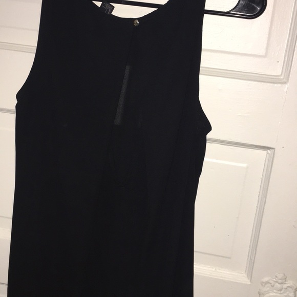 HighLow Black Shear Top - Picture 2 of 2